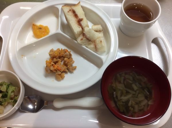 鶏肉のオーロラソース和え 完了期畑のかぶを使っています