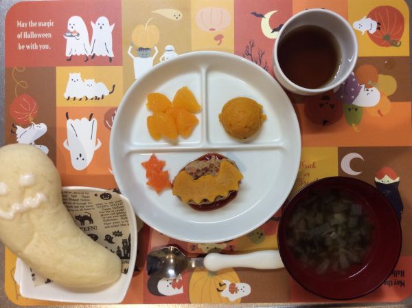 ハロウィン給食👻🎃👻行事食、かぼちゃをたくさん使いました🎃 常食、完了期