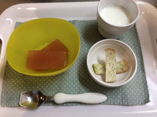 りんごとトマトのゼリー