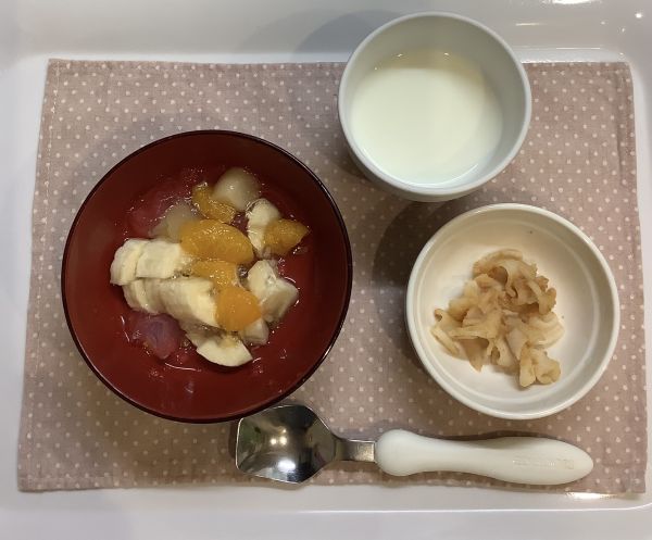 フルーツポンチ、マカロニきなこ常食