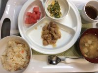 鶏肉の照り煮と、畑の大根で作った切り干し大根ごはん 常食