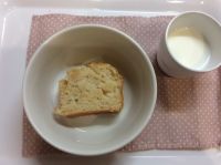 もものケーキ 常食 