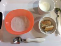 ジャムヨーグルト、手作りラスク 離乳食完了期