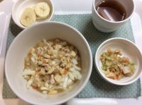 みそうどん畑の大根、キャベツ、にんじんを使っています