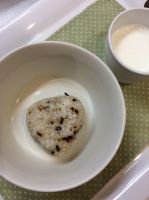 昆布とごまのおにぎり 常食