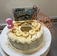 バースデーケーキ🎂おめでとうございます🎈